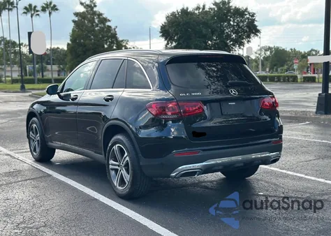 2020 Mercedes-Benz Glc 300 из США, поврежденный, VIN WDC0G8DB1LF706993